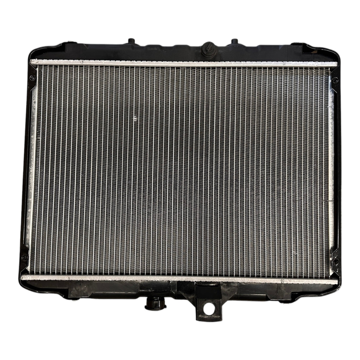 RADIADOR M/T Hyundai H-100 DSL/BENC Maracars.cl