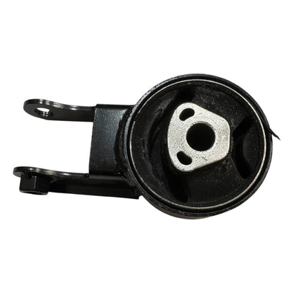 SOPORTE INFERIOR CHANGAN CS15 Maracars.cl