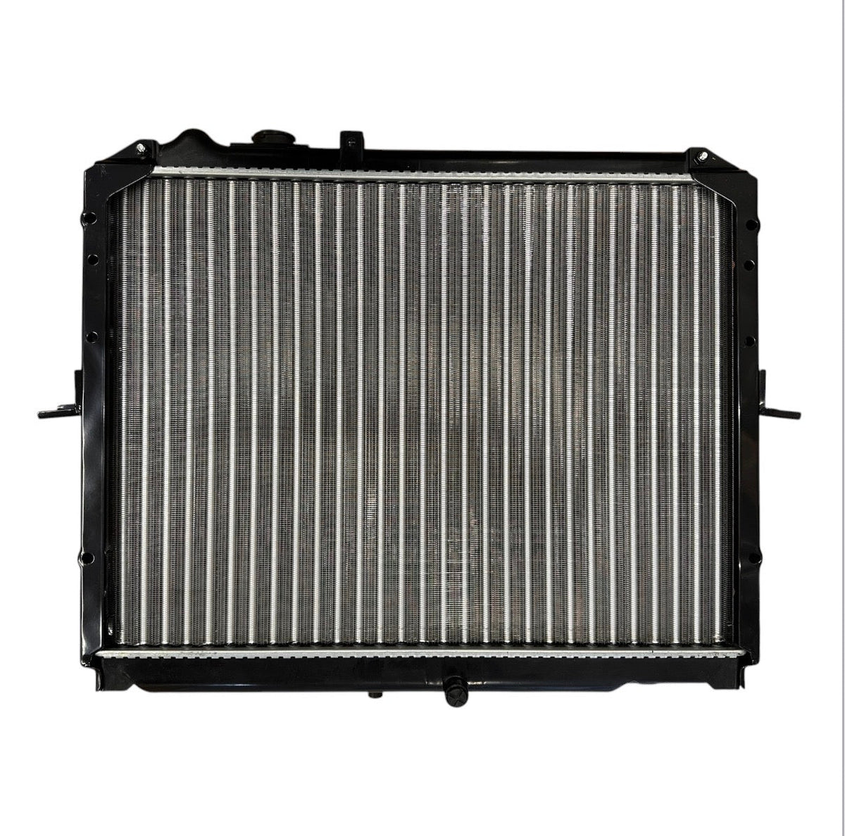 Radiador M/T Kia Frontier 2.7 98-00 Maracars.cl