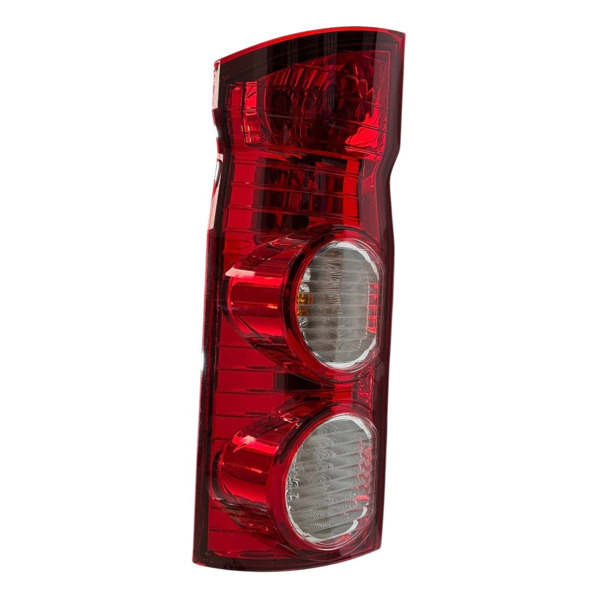 FOCO TRASERO Izquierda JAC SUNRAY 2.8 Maracars.cl