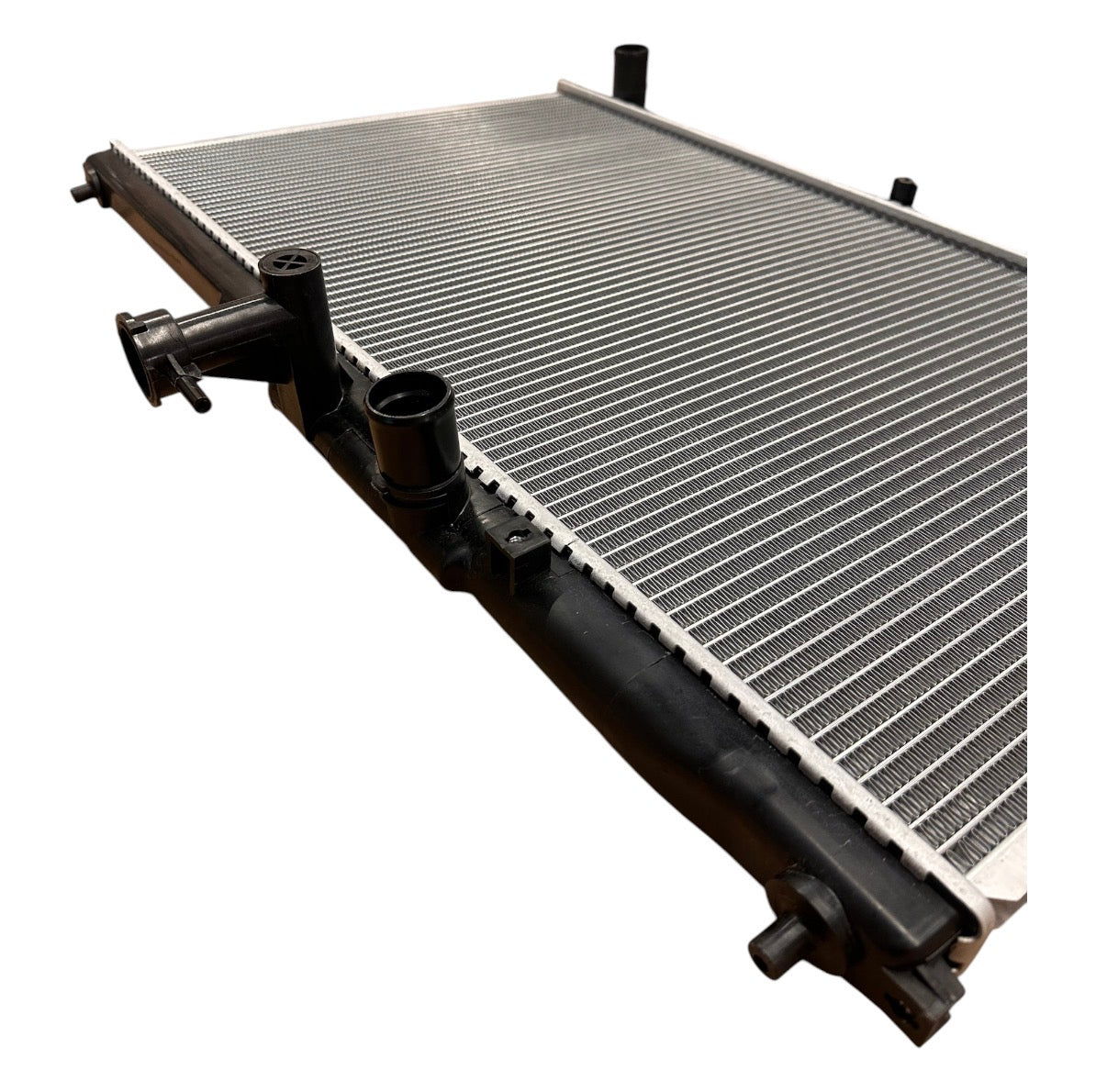 RADIADOR M/T HY H-1 09/ ALTERNA Maracars.cl